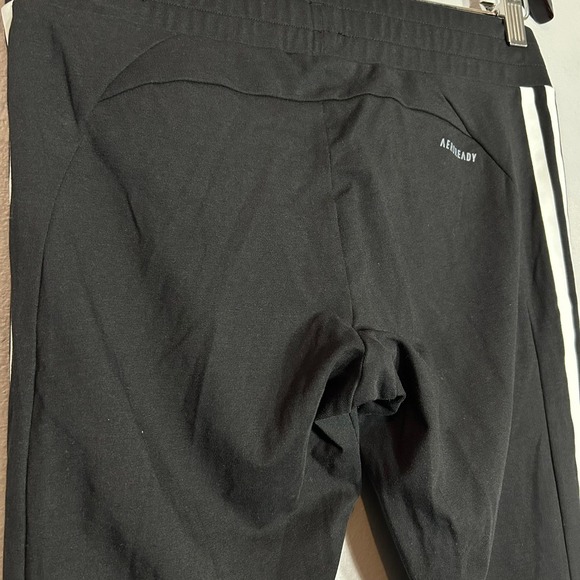 Adidas Kids' 3-Stripes Capri Leggings AEROREADY Black Athletic Size M - Picture 5 of 8